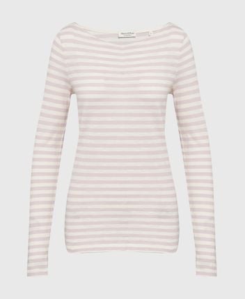 Long-sleeved top