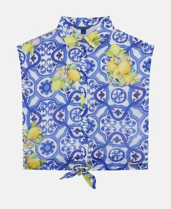 Sleeveless blouse