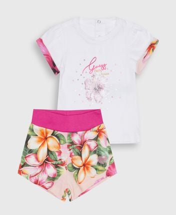 T-shirt and shorts set