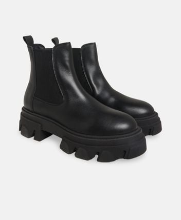 Chelsea boots