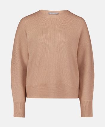 Long-sleeved jumper
