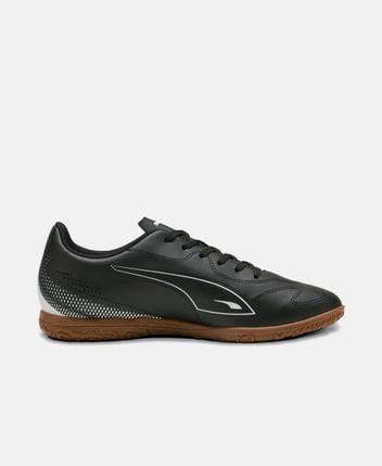 Indoor football shoes