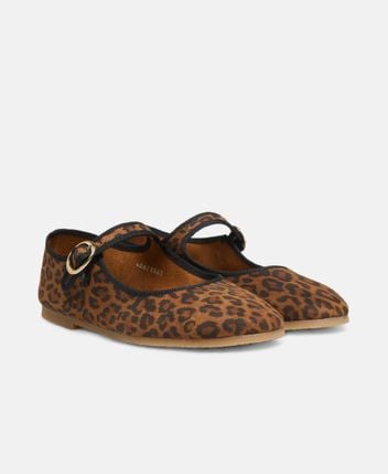 Ballerina flat with straps