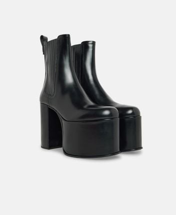 Platform ankle boots