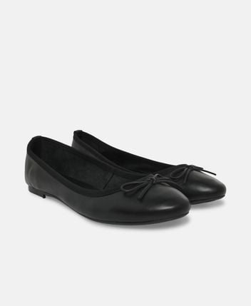 Ballet flats