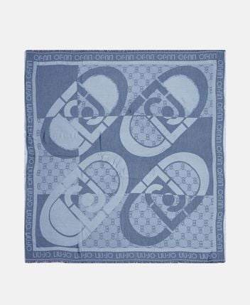 Square scarf