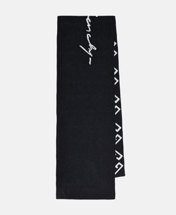 Wool scarf