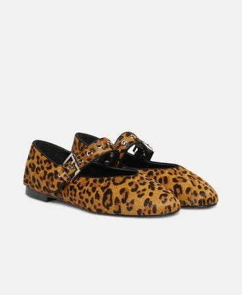 Ballerina flat with straps