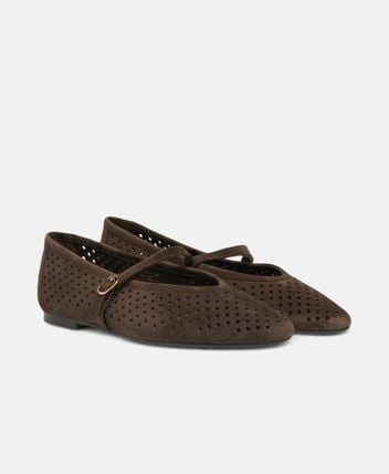 Ballerina flat with straps