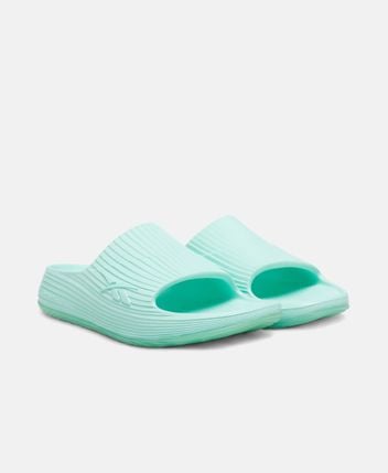 Pool shoes DMX Recovery