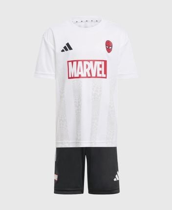 T-shirt and shorts set
