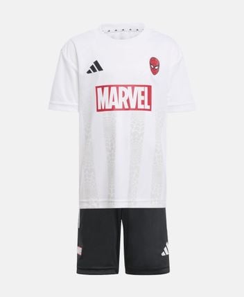 T-shirt and shorts set