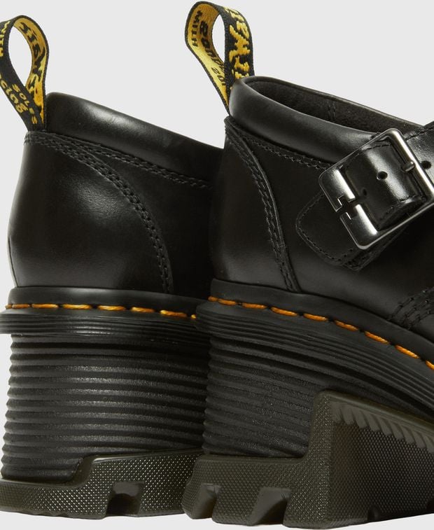 DR. MARTENS 코란 메리 제인 펌프스