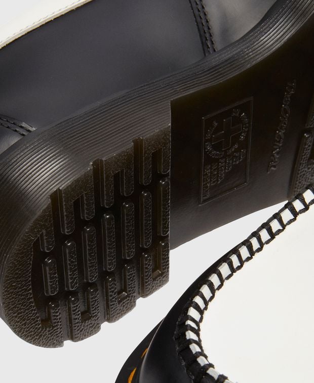 DR. MARTENS 펜톤 로퍼