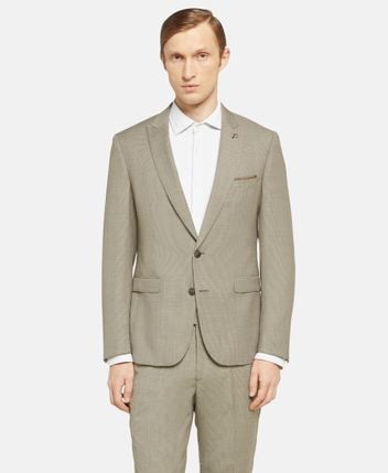Suit
