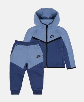 Track suit