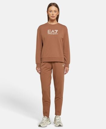 Jogging suit