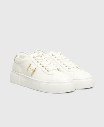 Platform sneakers