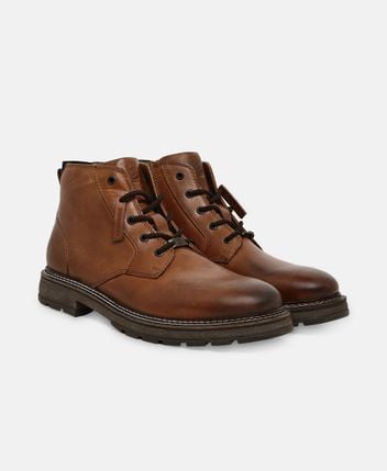 Lace-up boots