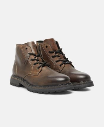 Lace-up ankle boot