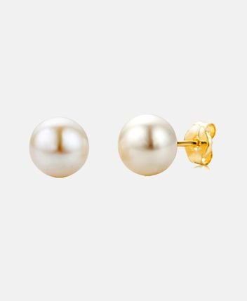 Pearl earrings