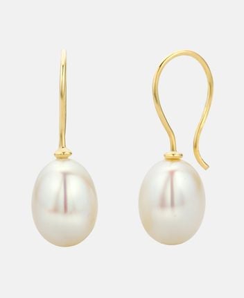Pearl earrings