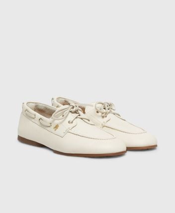 Boat shoes