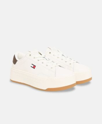 Platform sneakers Script