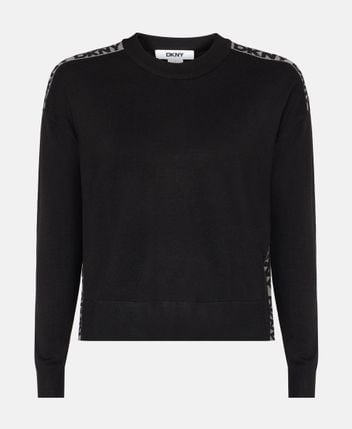Long-sleeved jumper