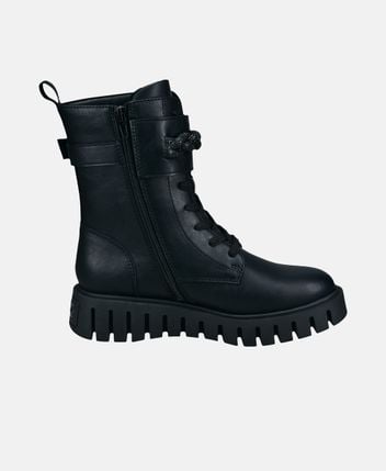 Lace-up ankle boot