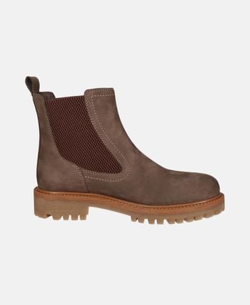 Chelsea boots