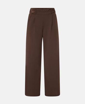 Trousers with waist pleats