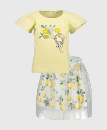 T-shirt and skirt set