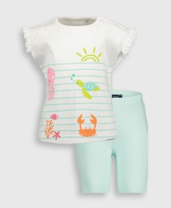 T-shirt and shorts set