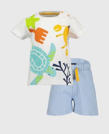T-shirt and shorts set