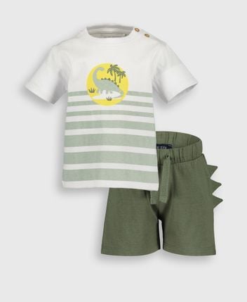 T-shirt and shorts set