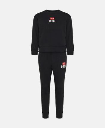 Track suit