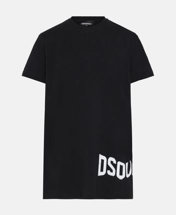 T-shirt and shorts set
