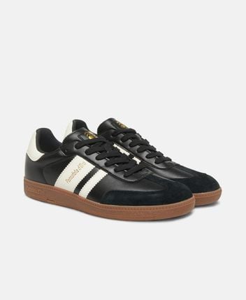 Sneakers Bomber