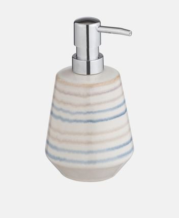 Soap dispenser