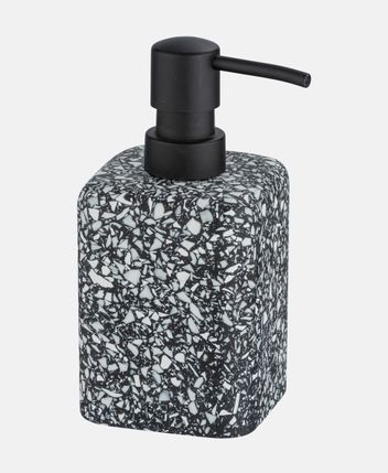 Soap dispenser
