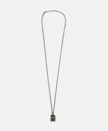 Necklace with pendant Cube