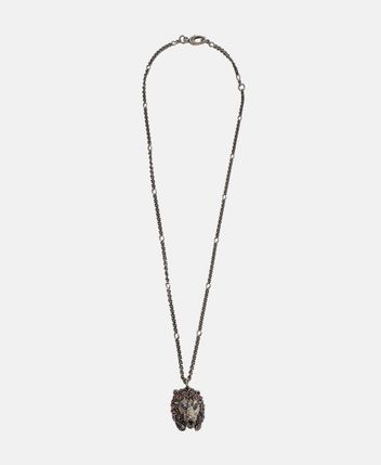 Necklace with pendant Motif