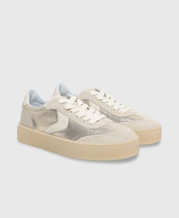 Platform sneakers