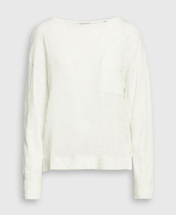 Long-sleeved top