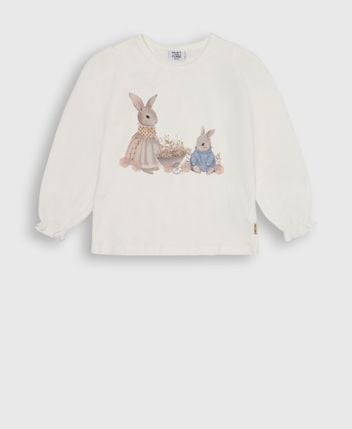 Long-sleeved top