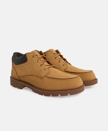 Lace-up shoes