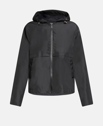 Wind breaker