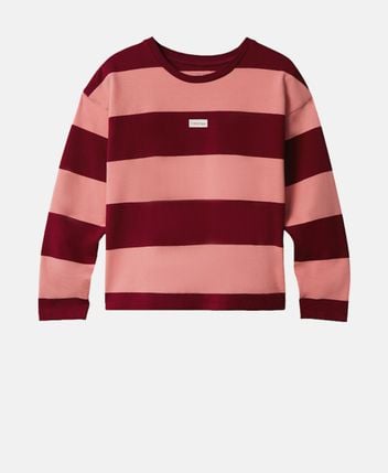 Long-sleeved top