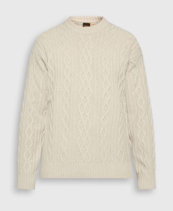 Wool pullover